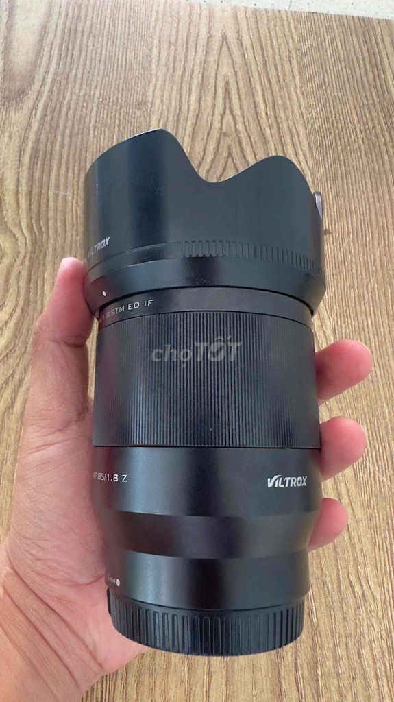 Ống kính Viltrox 85 f1.8 Đen. Mua bán Máy ảnh, Máy quay tại Huyện Cái Bè Tiền Giang được đăng bởi Duy Khanh hình 1