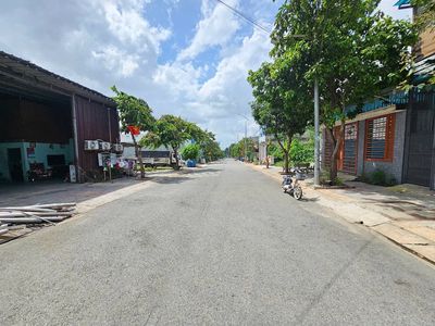 Bán đất KDC Hố Lang Tân Bình, Dĩ An gần vòng xoay An Phú. Mua bán đất tại Thành phố Dĩ An Bình Dương được đăng bởi Ngô Hùng