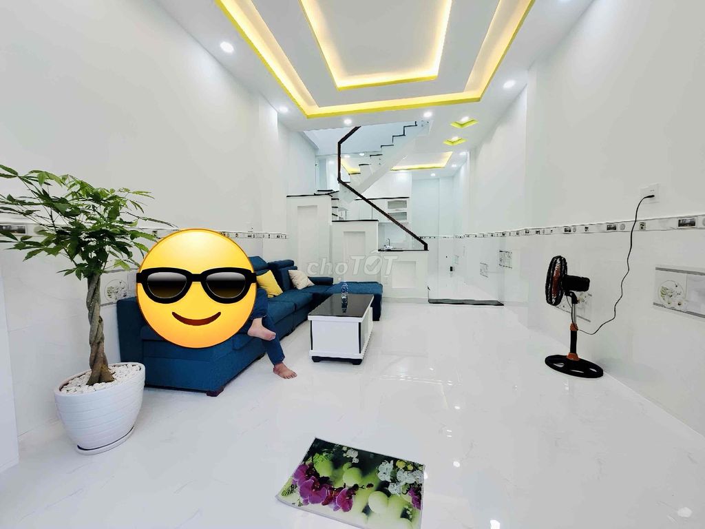 👉Hẻm Xe Hơi - DT: 4x10 (40m2) - Nhà Đúc 2 Tầng, Ngay Vườn Lài - chỉ 4,