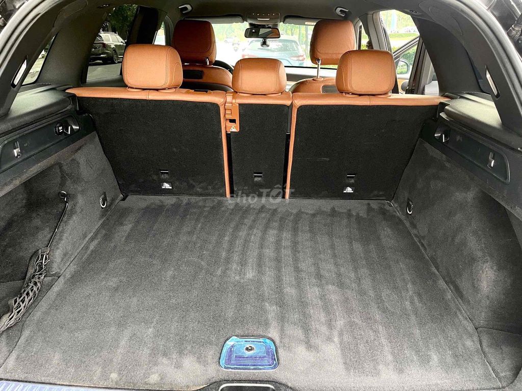 Mercedes-Benz GLC250 4MATIC 2018 Đen. Mua bán Ô tô tại Thành phố Thủ Đức Tp Hồ Chí Minh được đăng bởi Phi Car Xe Lướt Đẹp hình 9