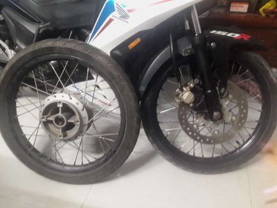 Xe Về zin cần bán lại cập bánh võ nhỏ winner Lh em. Mua bán Phụ tùng xe tại Huyện Nhà Bè Tp Hồ Chí Minh được đăng bởi Nguyễn Trọng Phúc