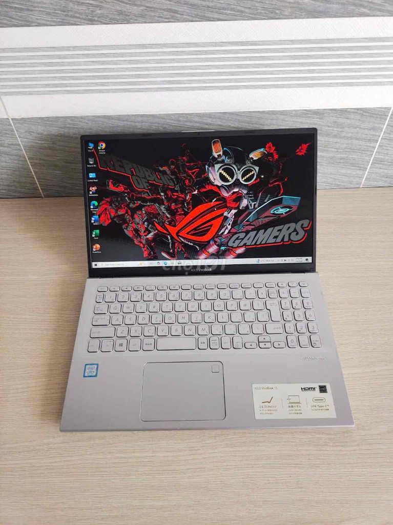 Asus VivoBook 15 i5 8GB/256GB 15.6 inch Bạc. Mua bán Laptop tại Thành phố Sa Đéc Đồng Tháp được đăng bởi Ngà Trần hình 1