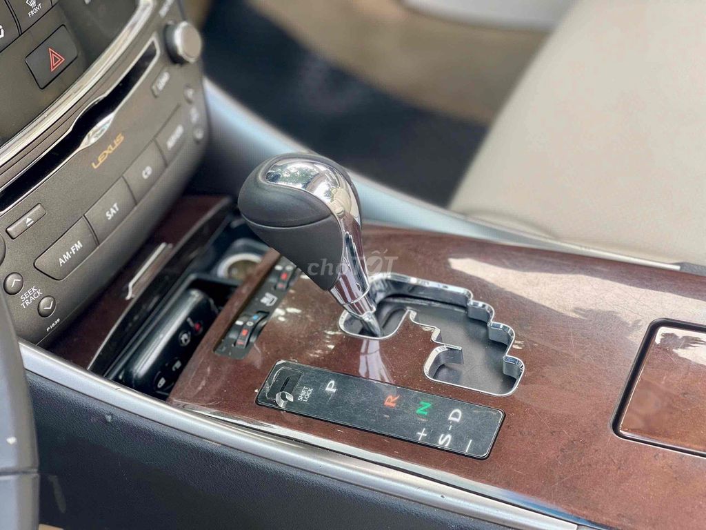 Lexus IS 250C 2011 mui trần 2 cửa - 6 vạn. Mua bán Ô tô tại Quận Long Biên Hà Nội được đăng bởi Hoàng Thanh auto hình 12
