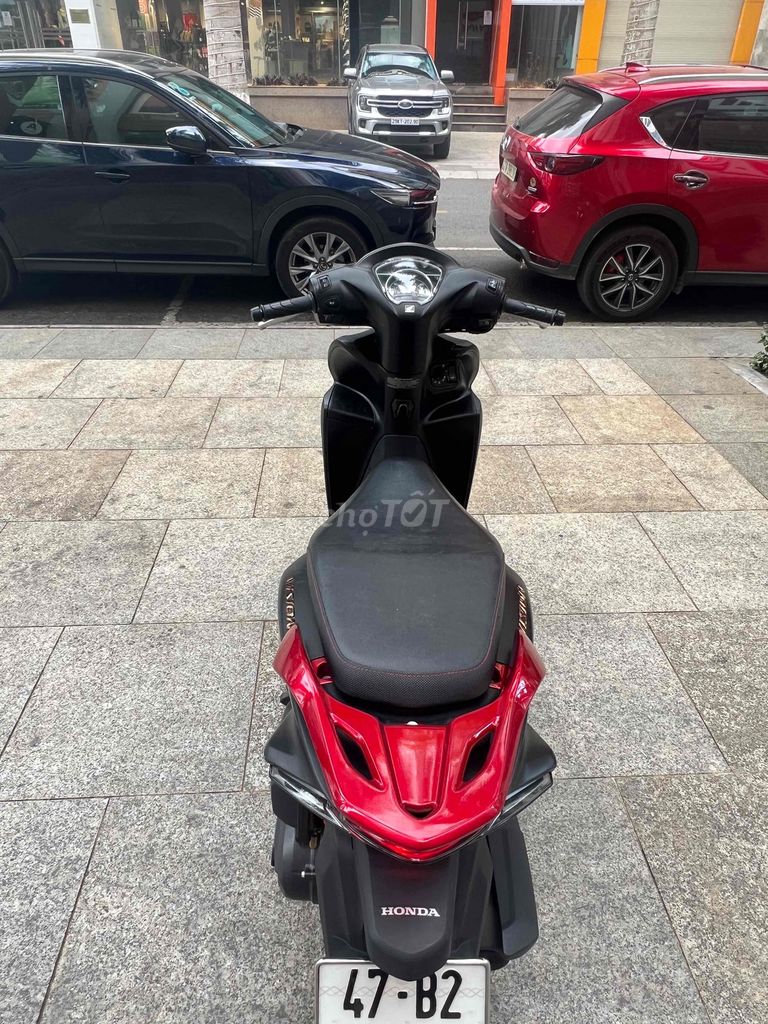 Bán xe Vision 2022 Bản Sport Fom Cao. Mua bán Xe máy tại Thành phố Buôn Ma Thuột Đắk Lắk được đăng bởi Trần Thế Lâm hình 5