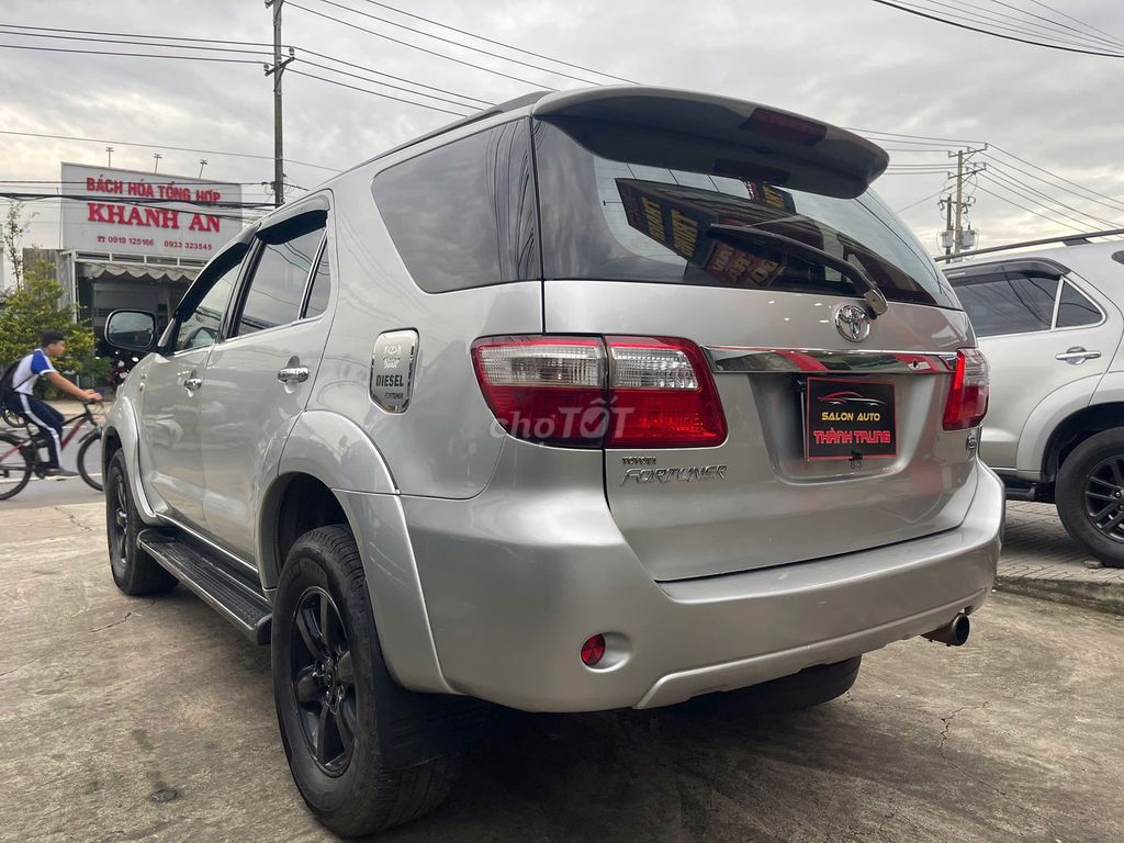 Toyota Fortuner 2009 Dầu Số sàn. Mua bán Ô tô tại Huyện Tân Phú Đồng Nai được đăng bởi Salon AUTO THÀNH TRUNG Đồng Nai hình 5