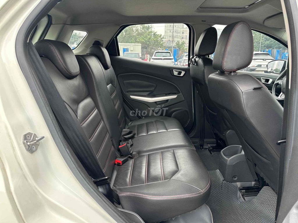 Ford Ecosport 2016 Trắng 80000 km. Mua bán Ô tô tại Quận Nam Từ Liêm Hà Nội được đăng bởi Long Bùi hình 7