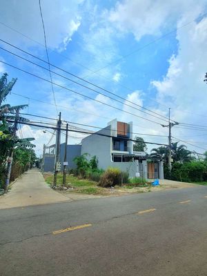 Bán đất ngộp gần quốc lộ 1A. Mua bán đất tại Huyện Xuân Lộc Đồng Nai được đăng bởi HỒNG NHẬT 