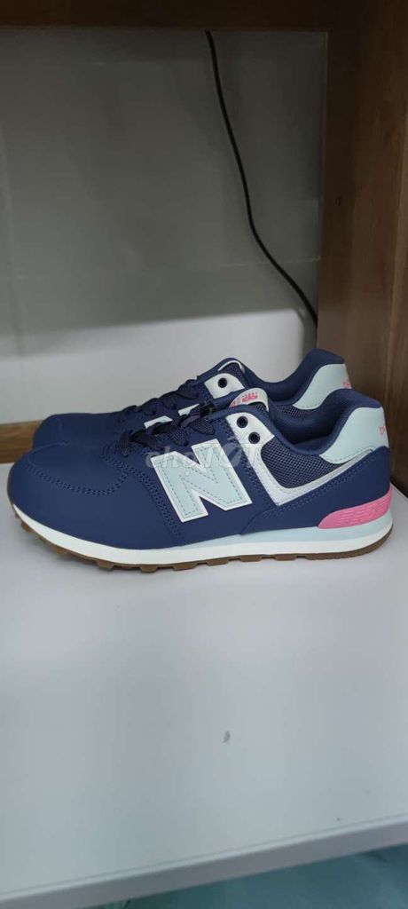 Giày New Balance 574 Chưa Sử Dụng Chính Hãng 100%