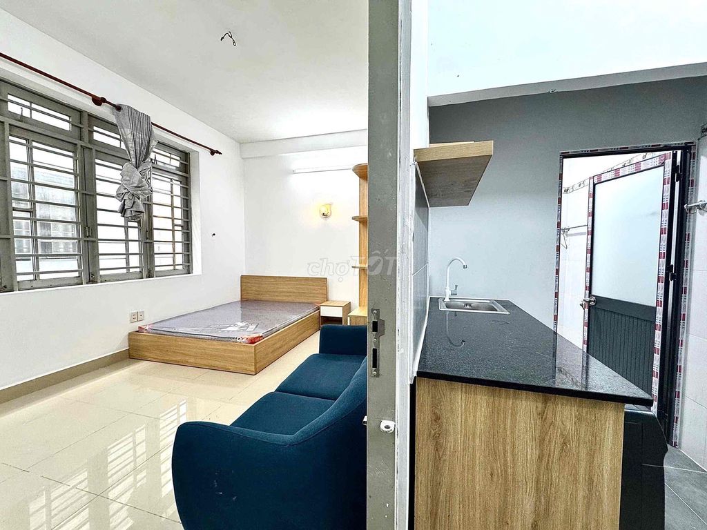 Căn hộ 1PN Tách bếp - máy giặt riêng thoáng Cách Mạng Tháng 8 Q3