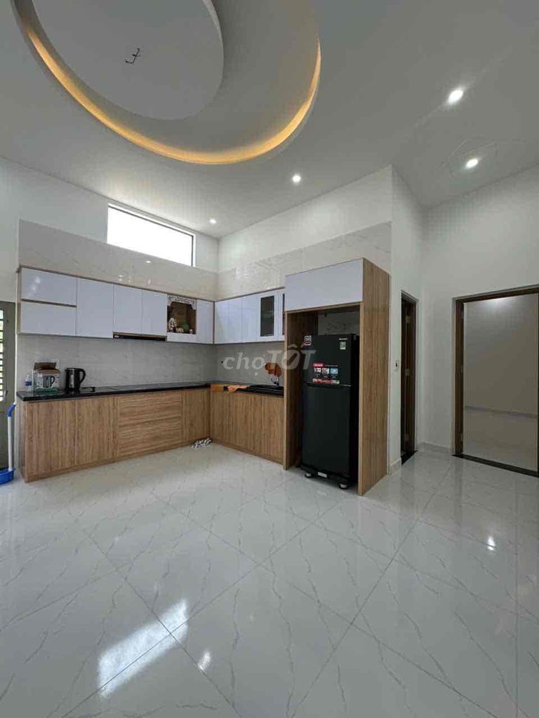 New 3-bedroom house steps from Tân Trà beach — photo 1