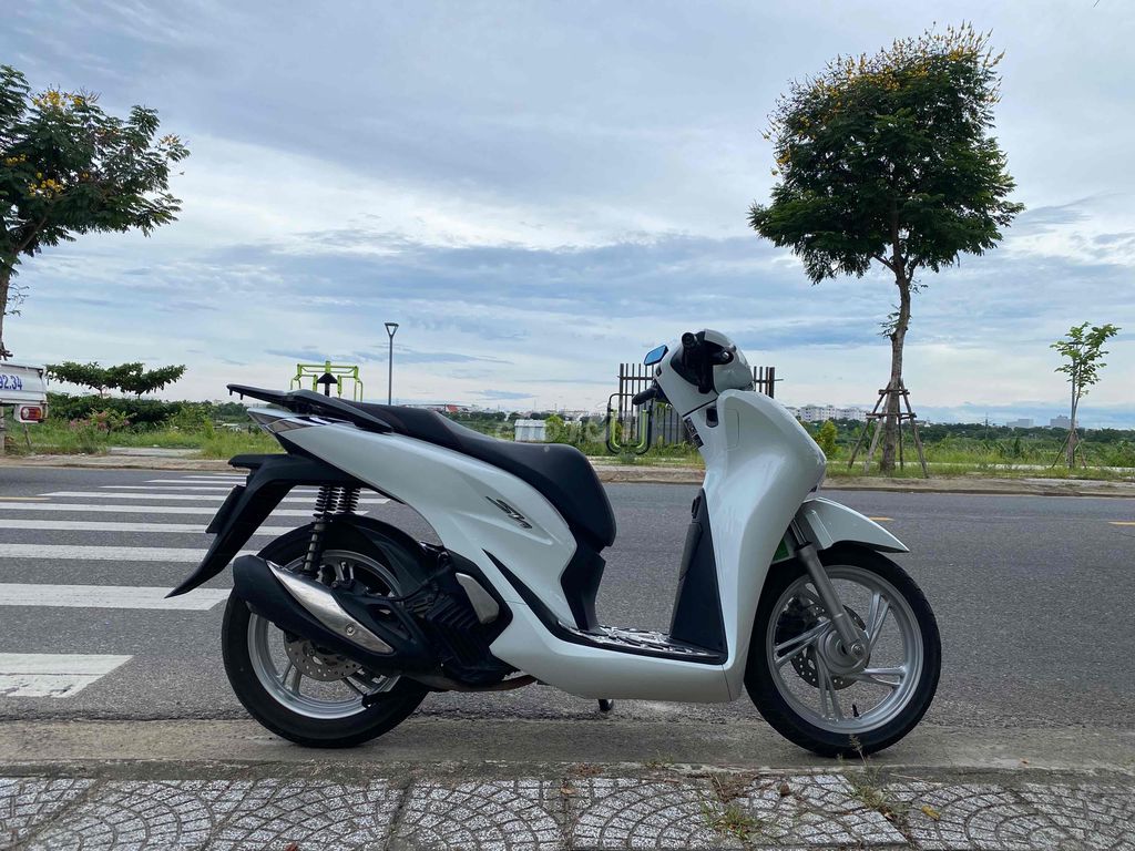 SH Chính Chủ Mua Tại Tiến Thu. Mua bán Xe máy tại Quận Cẩm Lệ Đà Nẵng được đăng bởi hi hình 2