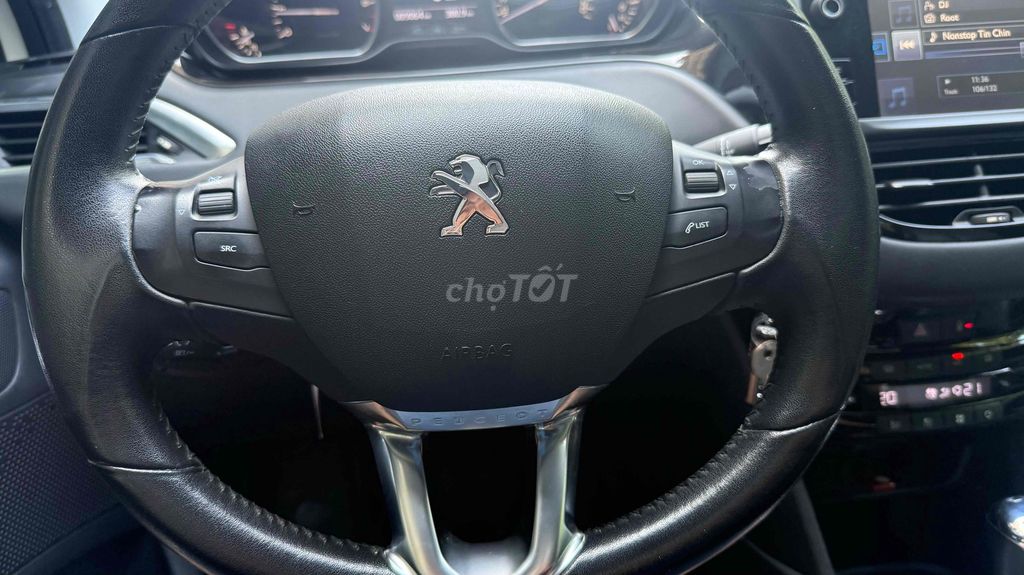 Peugeot 208 2015 1.6L AT - 85632 km. Mua bán Ô tô tại Huyện Đông Anh Hà Nội được đăng bởi thành hải mua bán điện thoại cũ hình 10