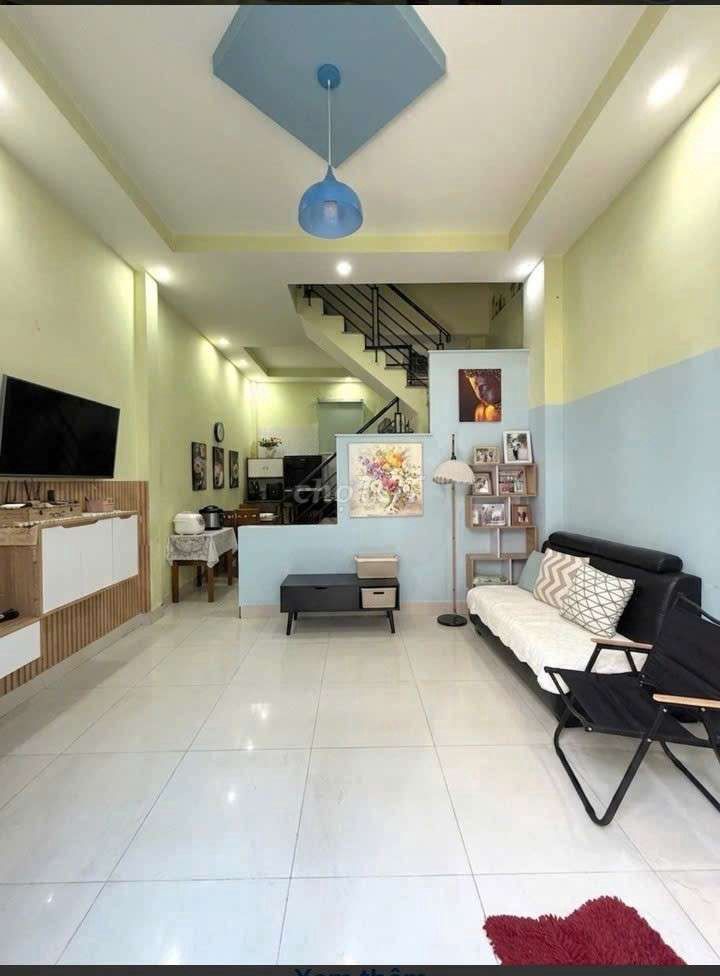 HƠN 2 TỶ CÓ NHÀ QUANG TRUNG, P10, 32M²(4x 8) ,2 TẦNG,HẺM BA GÁC