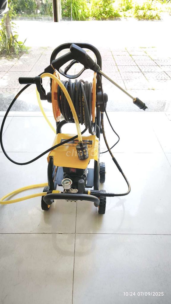 Gia đình cần bán máy rửa xe ô tô, xe máy, rửa sân. Mua bán Phụ tùng xe tại Huyện An Dương Hải Phòng được đăng bởi Hường hình 2