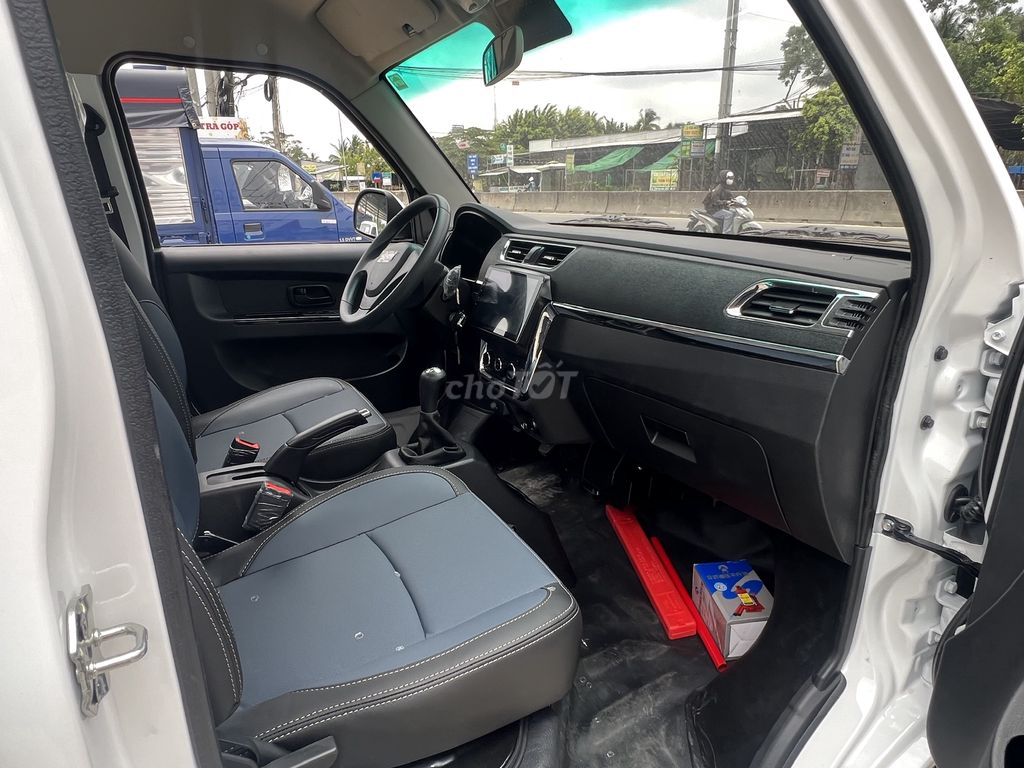 Xe SRM T35 990kg, có máy lạnh, ghế da, màn hình. Mua bán Xe tải, xe ben tại Quận Bình Thuỷ Cần Thơ được đăng bởi Ô Tô Trường Vũ hình 5