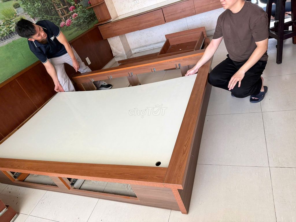 Giường ngủ Gỗ 1.6x2m. Mua bán Giường, chăn ga gối nệm tại Quận Tân Phú Tp Hồ Chí Minh được đăng bởi Lê Nhung hình 1