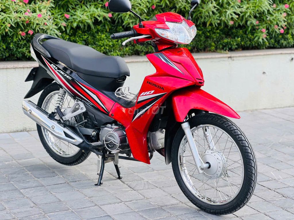 Honda WAVE BLADE ĐỎ ĐEN XE MÁY NGUYÊN 2022 MỚI 99%. Mua bán Xe máy tại Quận Nam Từ Liêm Hà Nội được đăng bởi TÙNG LÂM hình 5
