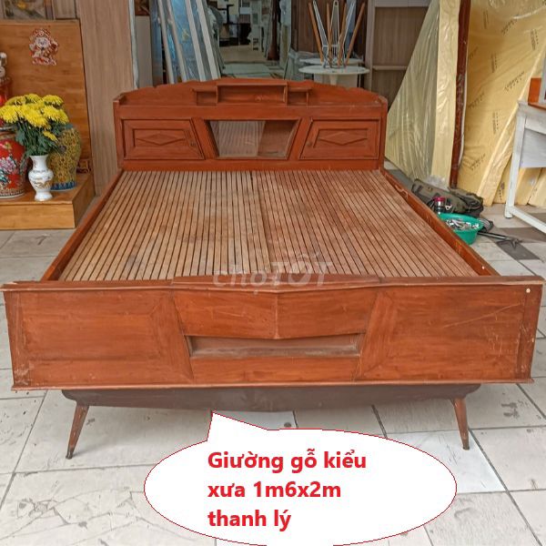 Giường ngủ Gỗ Cổ điển 1m6x2m Nâu thanh lý. Mua bán Giường, chăn ga gối nệm tại Thành phố Thủ Đức Tp Hồ Chí Minh được đăng bởi Kho Nội thất Cũ Mới Phú Nhàn hình 1