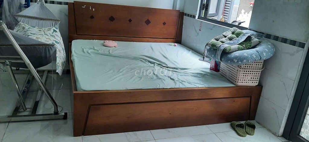 Dọn nhà cuối năm thanh lý giường 1,8 m x 2 m