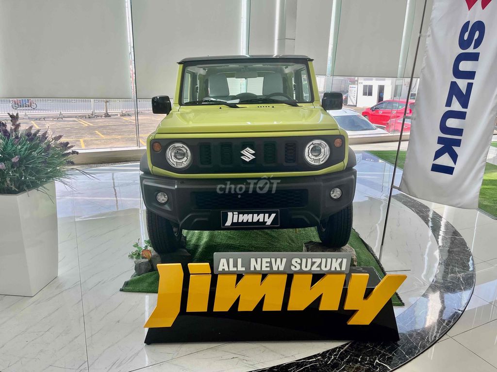 Suzuki Jimny Khuyến mãi và Quà tặng hấp dẫn !