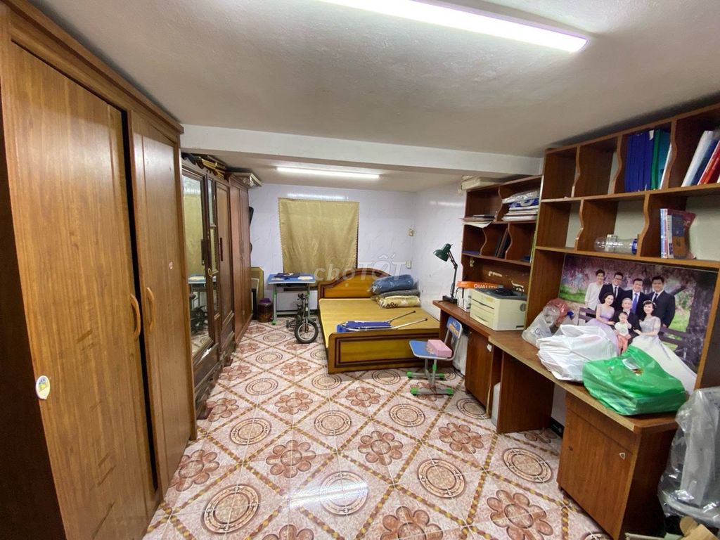 Красивый дом 54м², 7 этажей с лифтом, Вухыу, Тханьсуан, 22 млрд