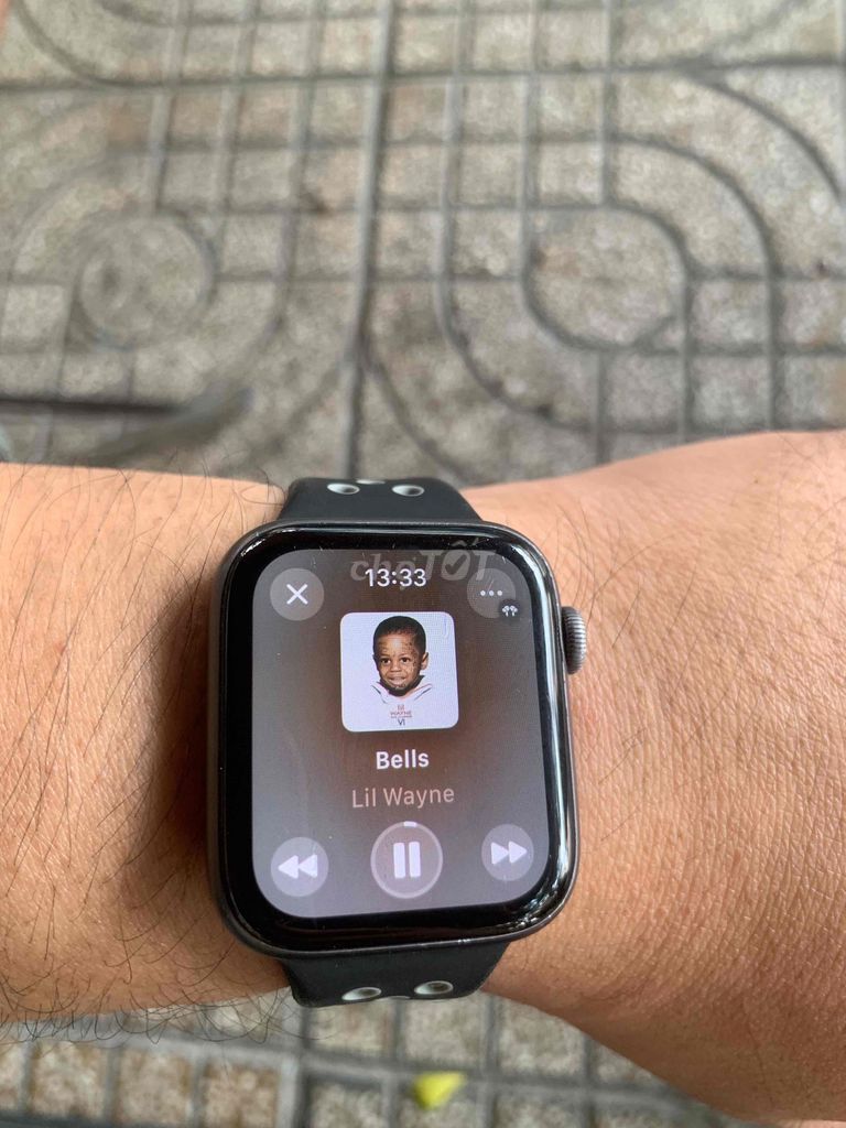 apple series 4 nike