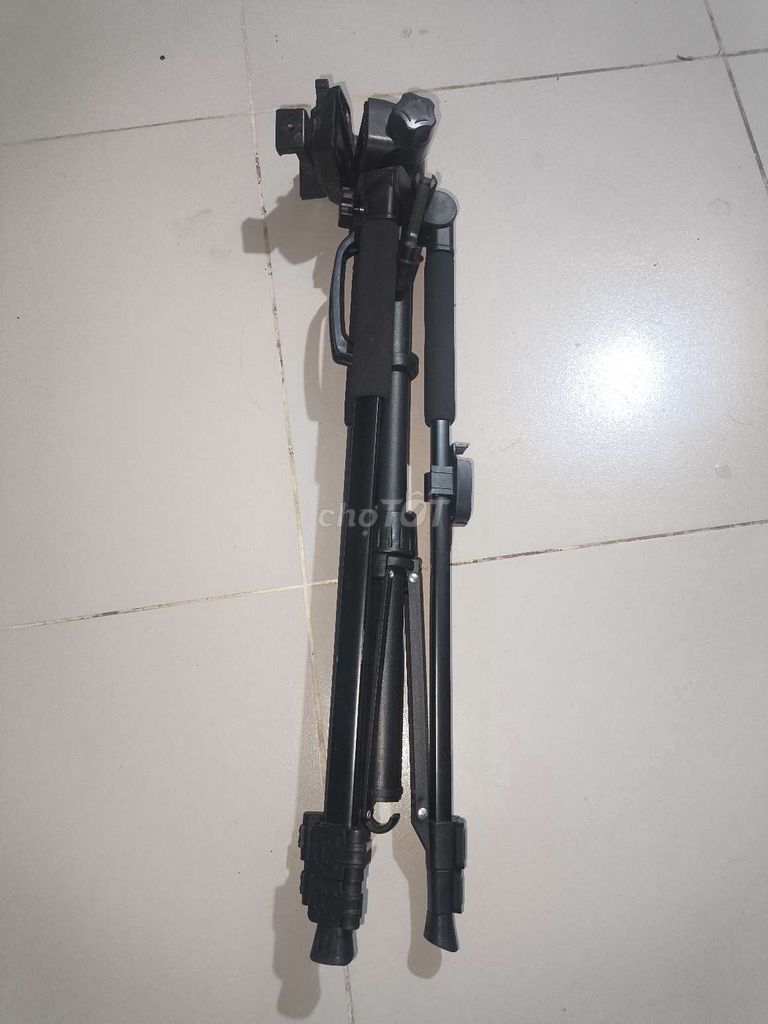 Chân máy ảnh điện thoại Tripod. Mua bán Máy ảnh, Máy quay tại Quận 4 Tp Hồ Chí Minh được đăng bởi mr cafe hình 1