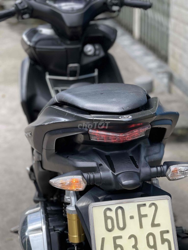 Yamaha NVX 155 màu đen, tay ga. Mua bán Xe máy tại Thành phố Biên Hòa Đồng Nai được đăng bởi Nguyễn Kim Huy hình 2