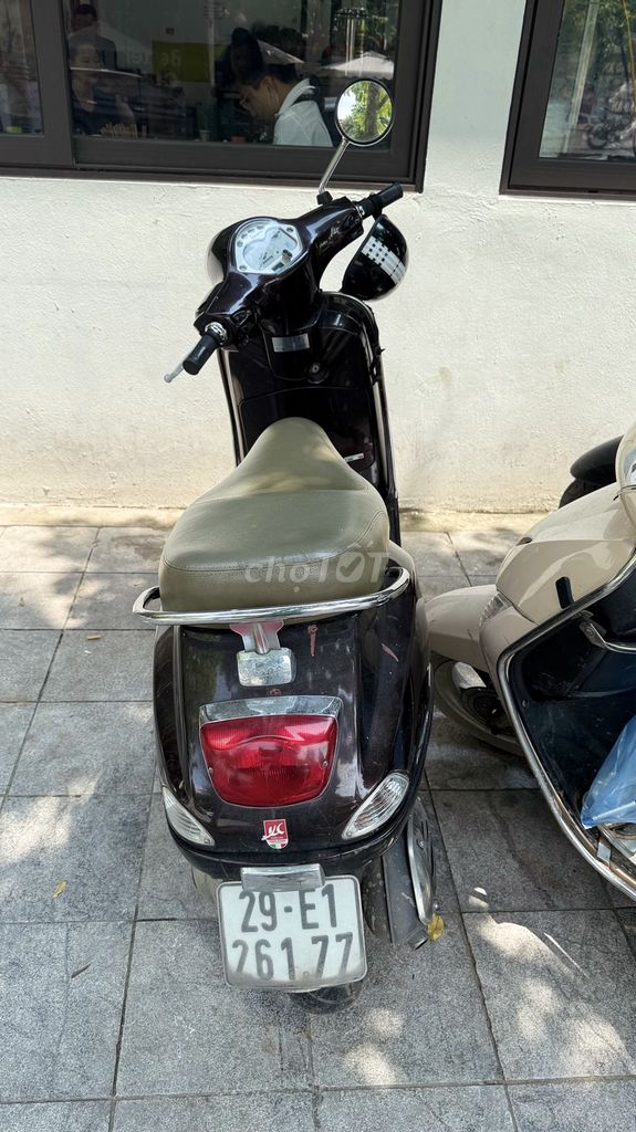 Bán xe Piagio LX,năm 2011, xe đi được 5 vạn. Mua bán Xe máy tại Quận Long Biên Hà Nội được đăng bởi Huyen Dang hình 2