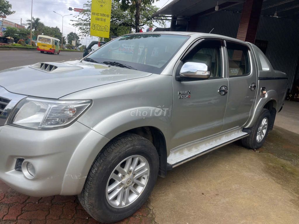 Toyota Hilux 2012, giá 365 triệu đồng. Mua bán Ô tô tại Thành phố Pleiku Gia Lai được đăng bởi Hùng hình 8