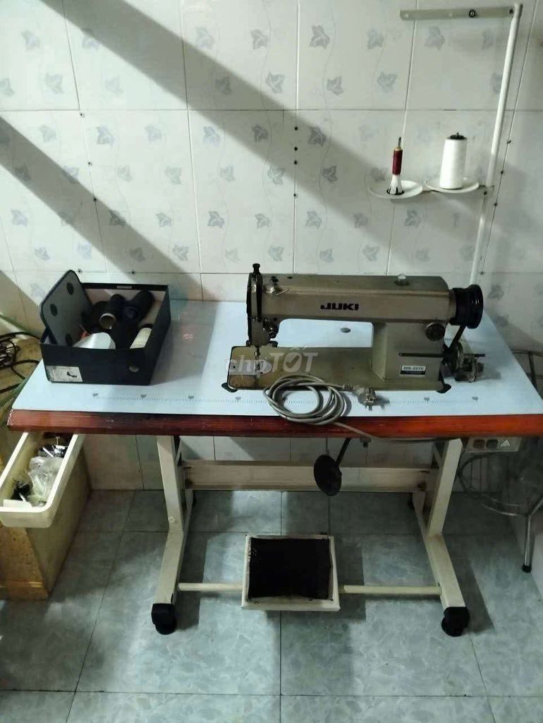 Máy may Juki DDL-5570 Xám. Mua bán Đồ chuyên dụng, Giống nuôi trồng tại Quận Bình Tân Tp Hồ Chí Minh được đăng bởi minh nhat hình 1