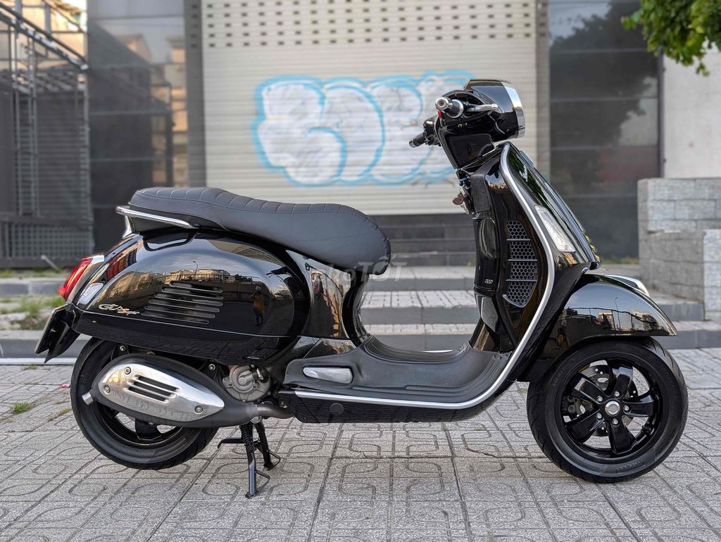 GTS SuperTech 300 HPE Đen 2020. Mua bán Xe máy tại Quận 5 Tp Hồ Chí Minh được đăng bởi Vestan hình 6