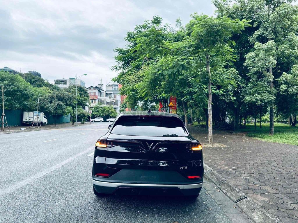VinFast VF8 2023 Eco GF - Pin Catl - Giá mềm. Mua bán Ô tô tại Quận 8 Tp Hồ Chí Minh được đăng bởi Hoàng Minh Dương hình 4