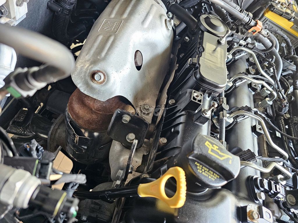 Hyundai Santafe 2.2L 4WD 2011 Full Dầu. Máy NGUYÊN. Mua bán Ô tô tại Huyện Sóc Sơn Hà Nội được đăng bởi Salon Auto Đào Hằng hình 18