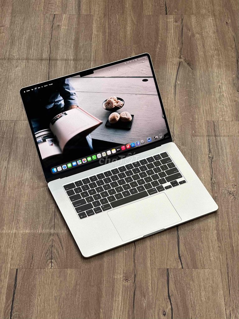 Macbook Air M4 15' Ram 24GB / Ssd 512GB Pin 100%. Mua bán Laptop tại Quận 10 Tp Hồ Chí Minh được đăng bởi APPLE 2HAND hình 1