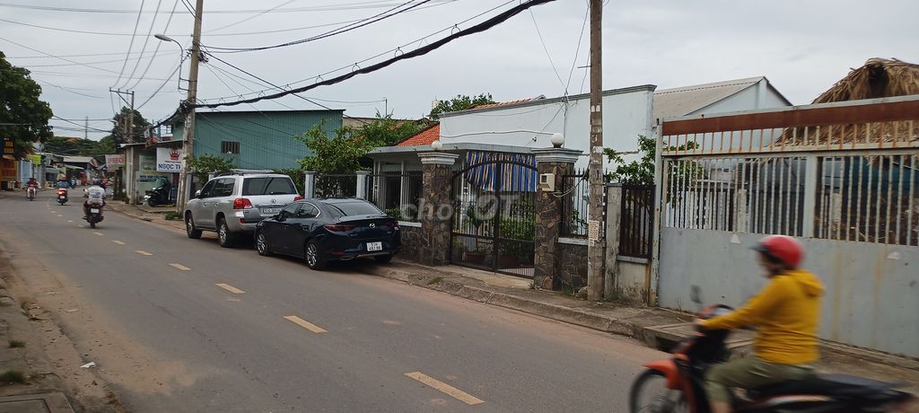 Bán đất thổ cư 560m2 tại thị trấn Hóc Môn, huyện Hóc Môn, TP.HCM