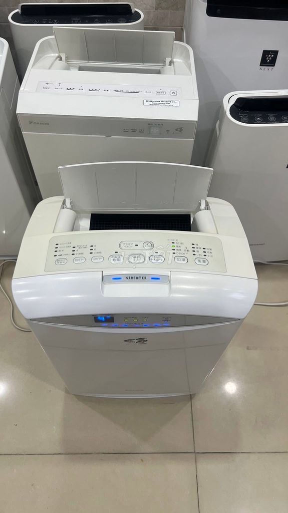 Máy lọc không khí Daikin Vầng trăng. Mua bán Nội thất, đồ gia dụng khác tại Quận Hai Bà Trưng Hà Nội được đăng bởi Nguyễn Quang Huy hình 1