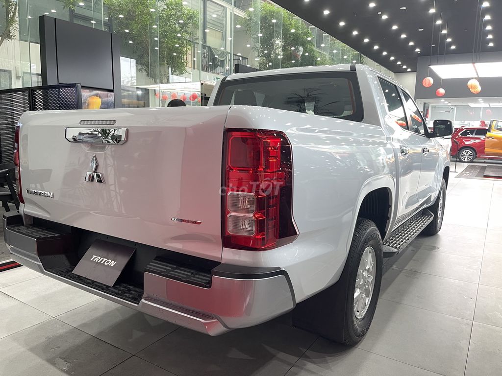 Mitsubishi Triton - Giảm 100% thuế trước bạ. Mua bán Ô tô tại Quận Long Biên Hà Nội được đăng bởi Mitsubishi Long Biên hình 8