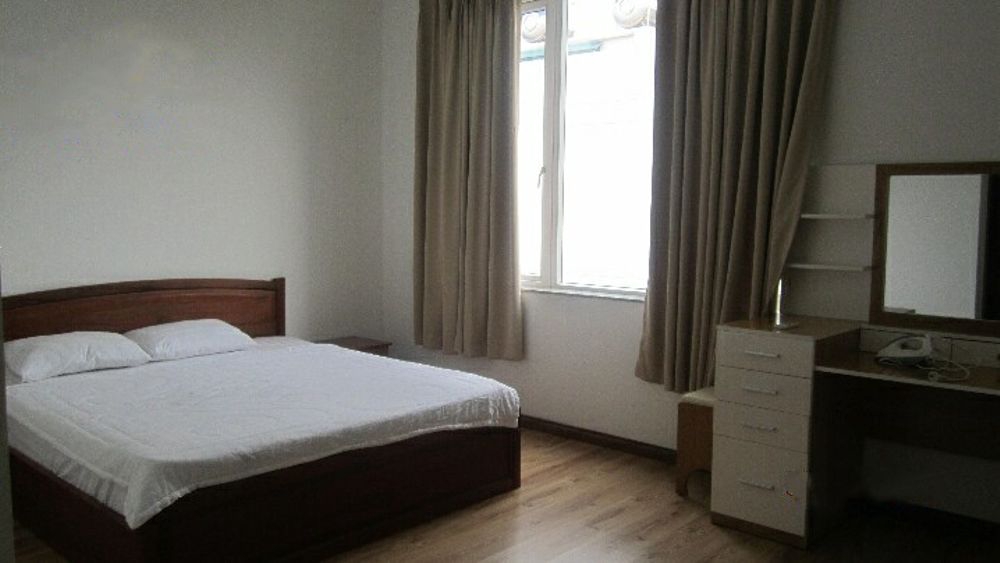 SAMPLE_HOUSE