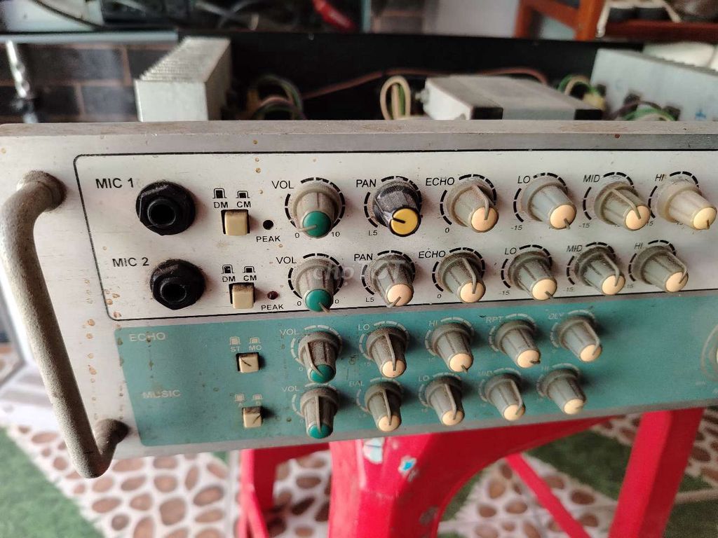 Amply Boston Karaoke gia đình Đen xám. Mua bán Tivi, Âm thanh tại Thành phố Thuận An Bình Dương được đăng bởi Nam Nguyen hình 1