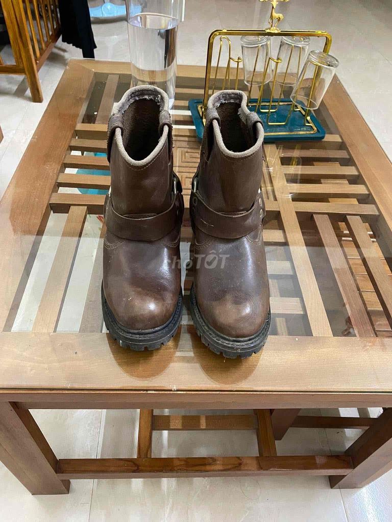 Bốt size 38,5 e xả nốt