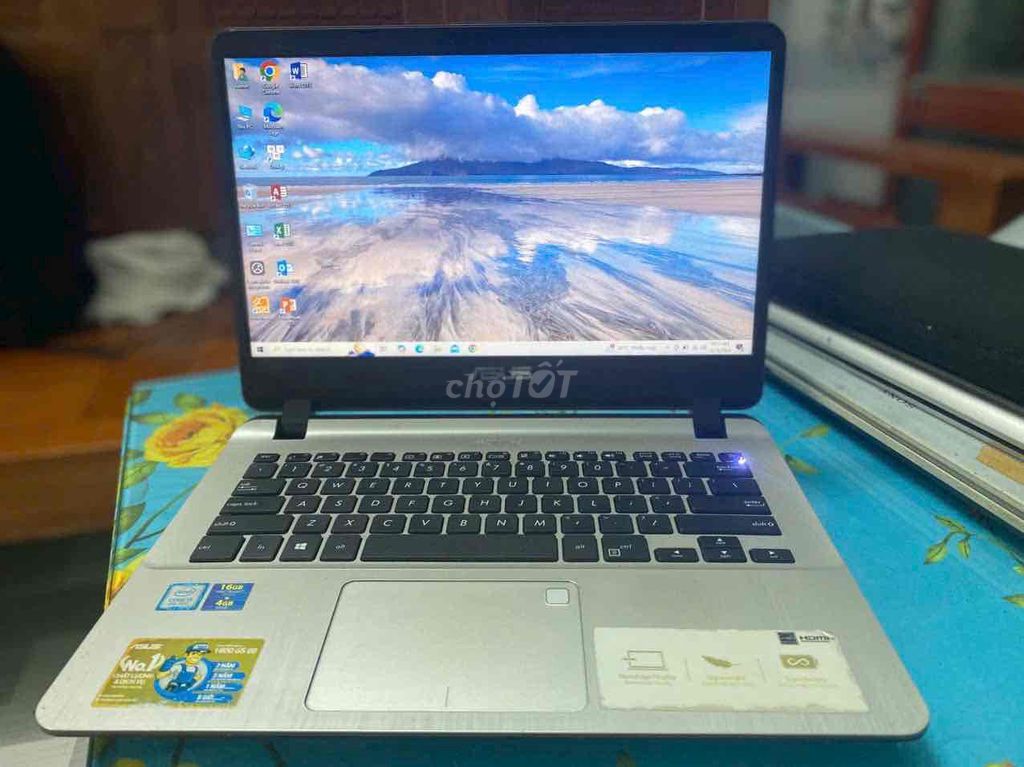 Asus Laptop i5 gen 8 128GB/1000GB Like New. Mua bán Laptop tại Thị xã Cai Lậy Tiền Giang được đăng bởi Phúc Luân hình 1