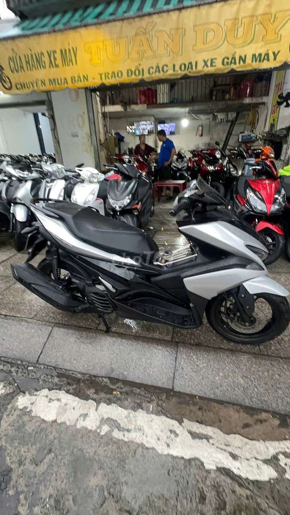 Yamaha NVX 155 ABS 2018 Серебристый