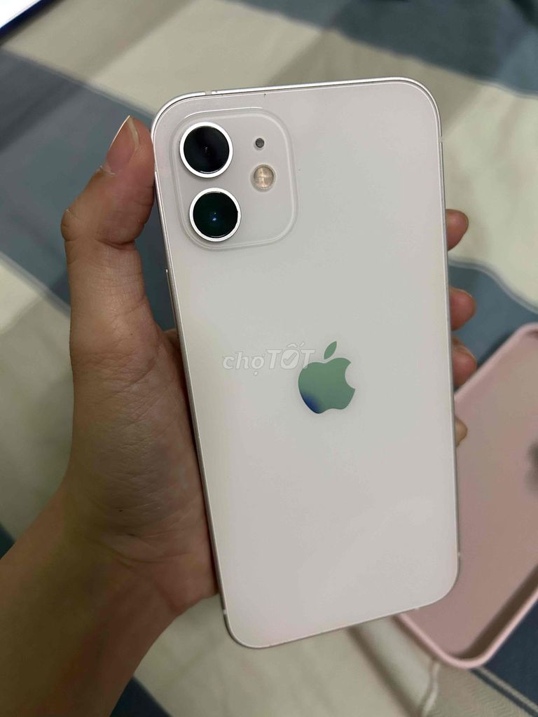Apple iPhone 12 64GB 98%. Mua bán Điện thoại tại Thành phố Thủ Dầu Một Bình Dương được đăng bởi Thảo hình 1