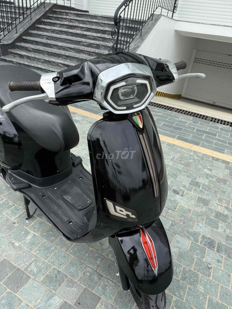 Bán Vecpa 50cc học sinh không cần bằng lái. Mua bán Xe máy tại Quận Bắc Từ Liêm Hà Nội được đăng bởi Hữu Nhuận hình 2