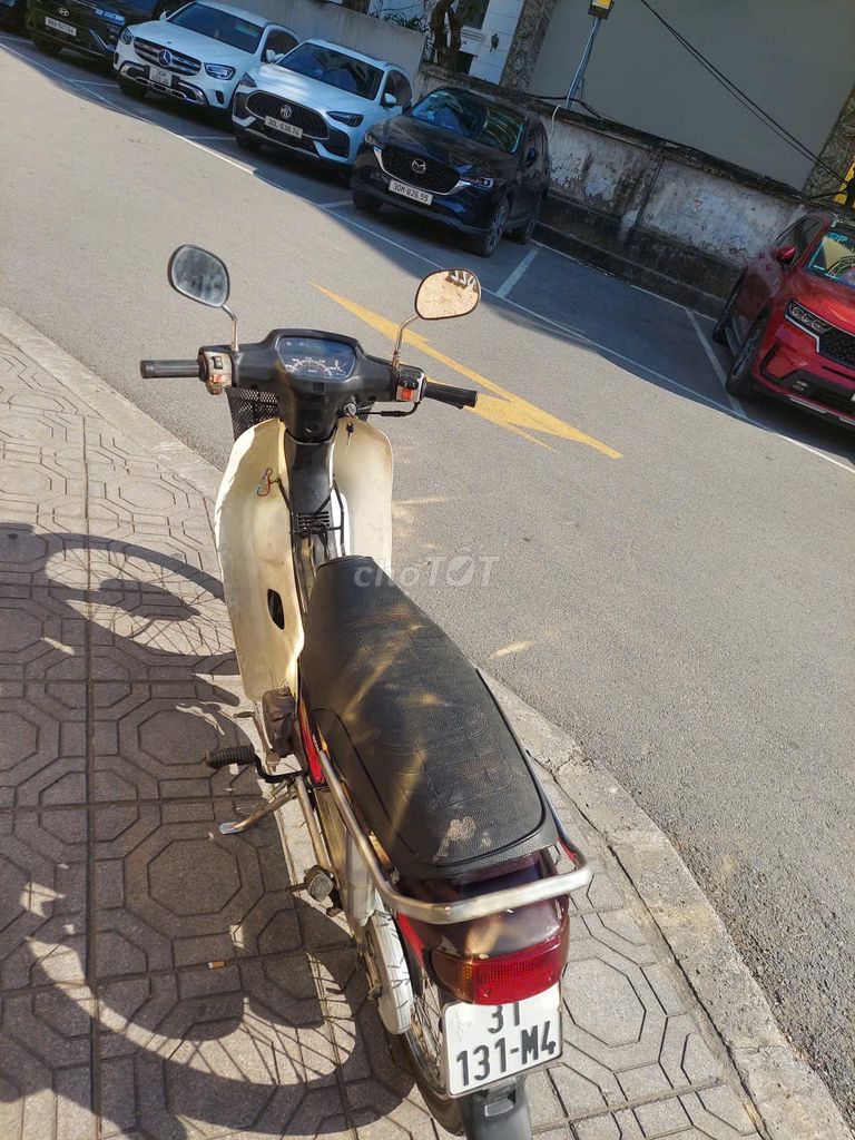 Honda Dream Thái Lùn màu Nâu. Mua bán Xe máy tại Quận Hoàng Mai Hà Nội được đăng bởi Mr tín  hình 9