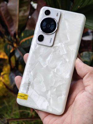 Bán,giao lưu Huawei P60 Pro trắng vân đá.. Mua bán Điện thoại tại Quận Cẩm Lệ Đà Nẵng được đăng bởi Hanoian