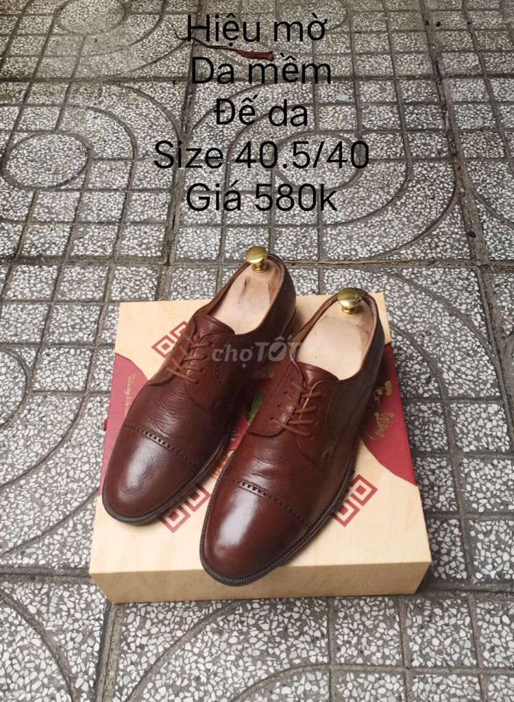 Giày hiệu Size 40.5