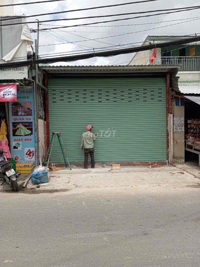 Cửa cuốn Đài Loan Nan lá xỏ. Mua bán Nội thất, đồ gia dụng khác tại Huyện Di Linh Lâm Đồng được đăng bởi Cua Cuon Cua Keo hình 1