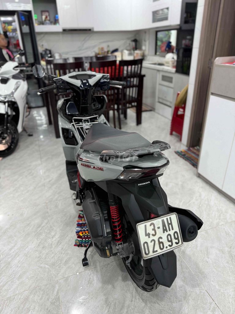 Honda Air Blade 125 2024 цементный серый